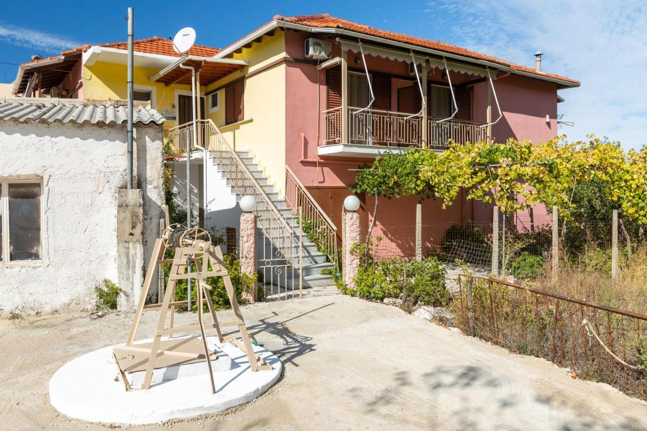 Eros Appartments กาลามิตซี ภายนอก รูปภาพ