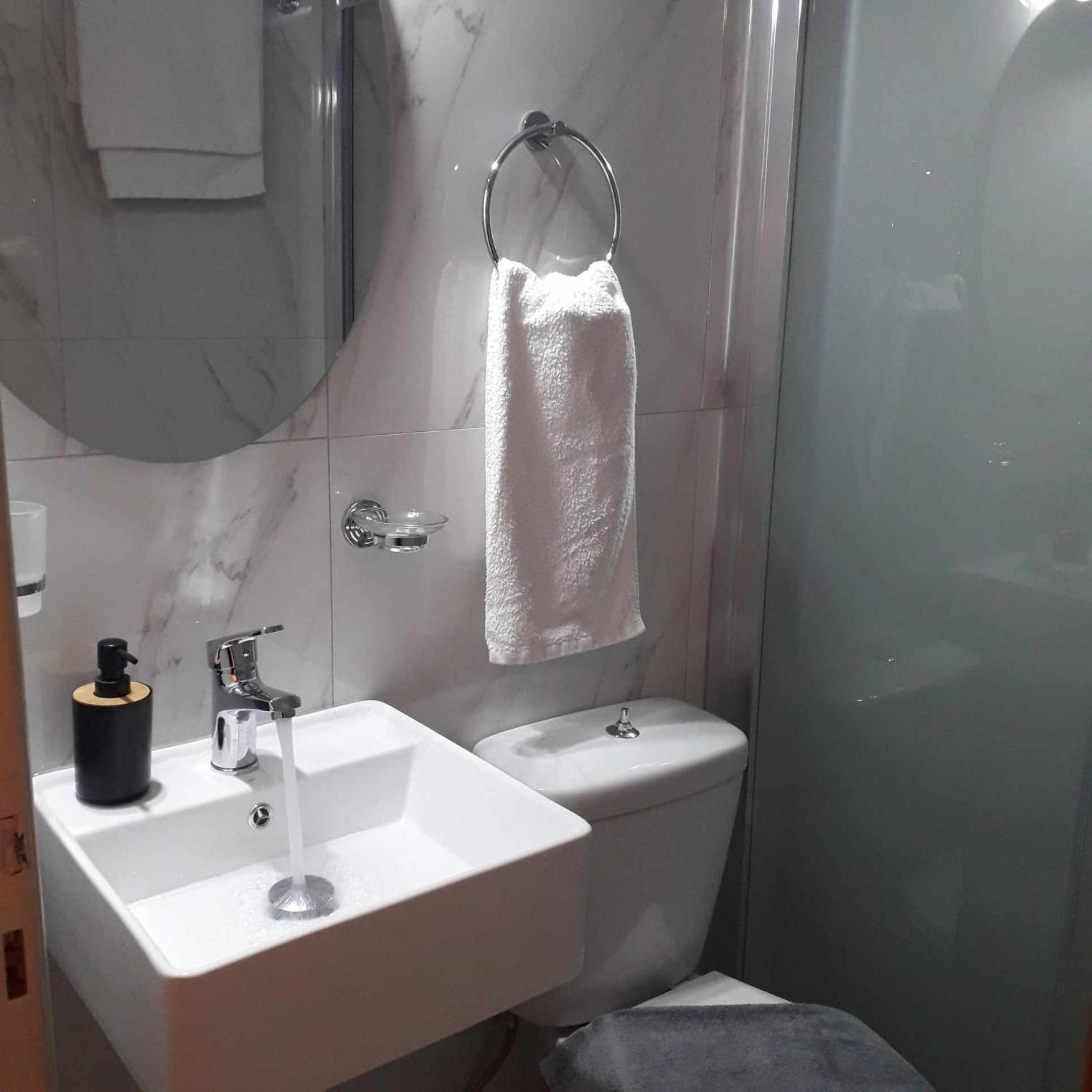 Eros Appartments กาลามิตซี ภายนอก รูปภาพ