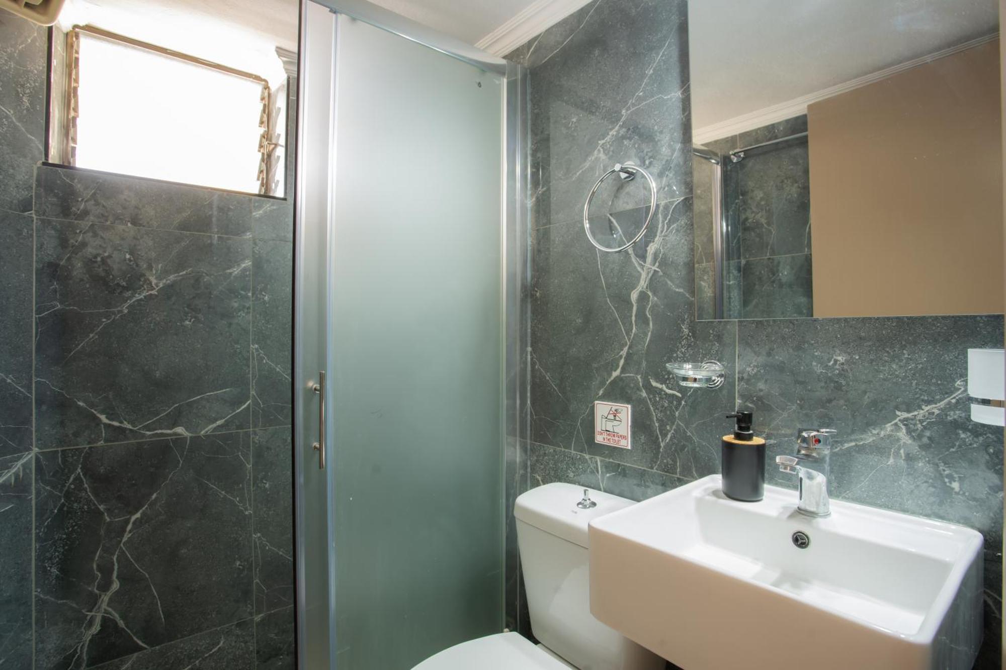 Eros Appartments กาลามิตซี ภายนอก รูปภาพ